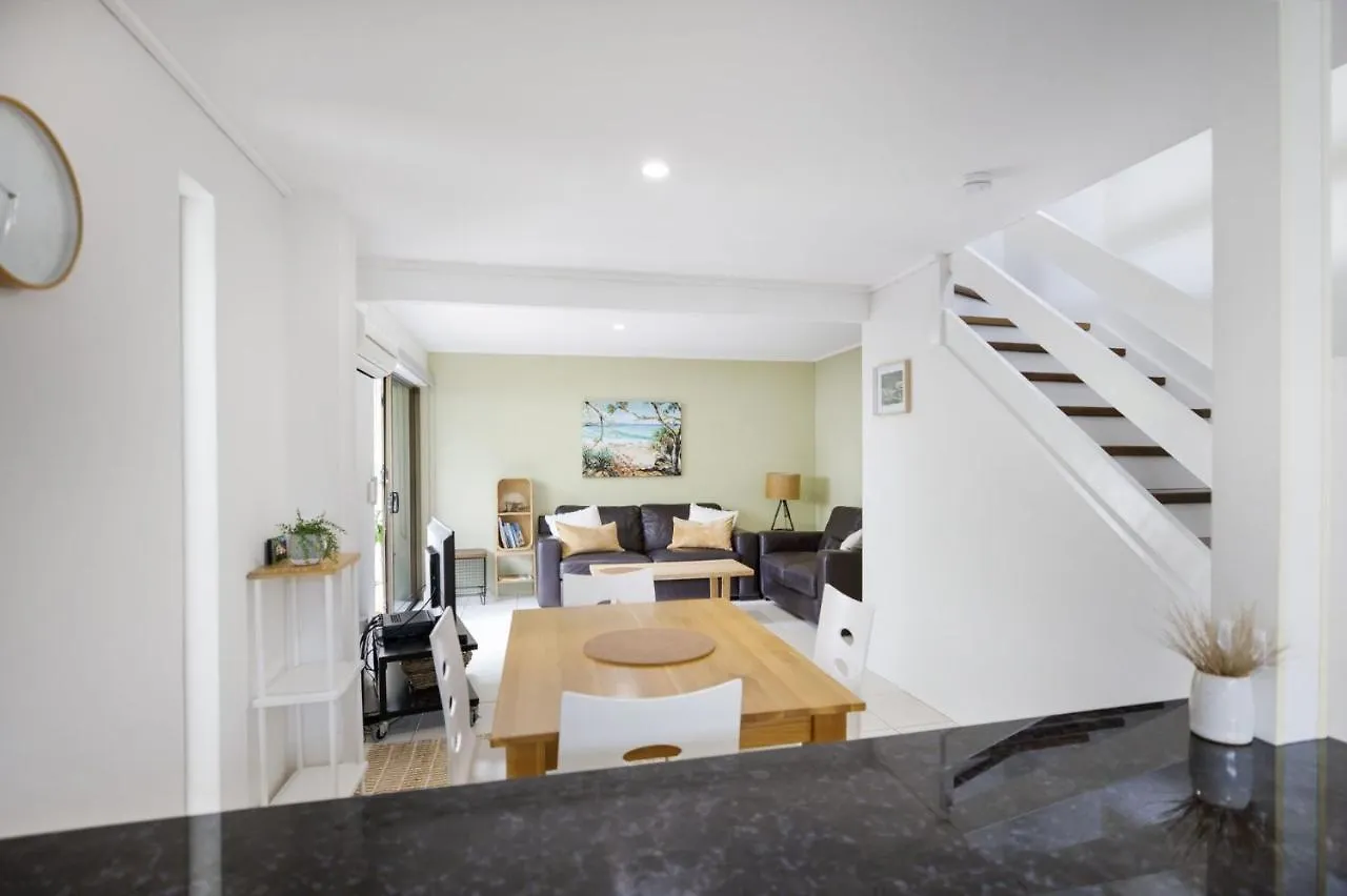 Woodside Townhouse Peregian Beach 0*,